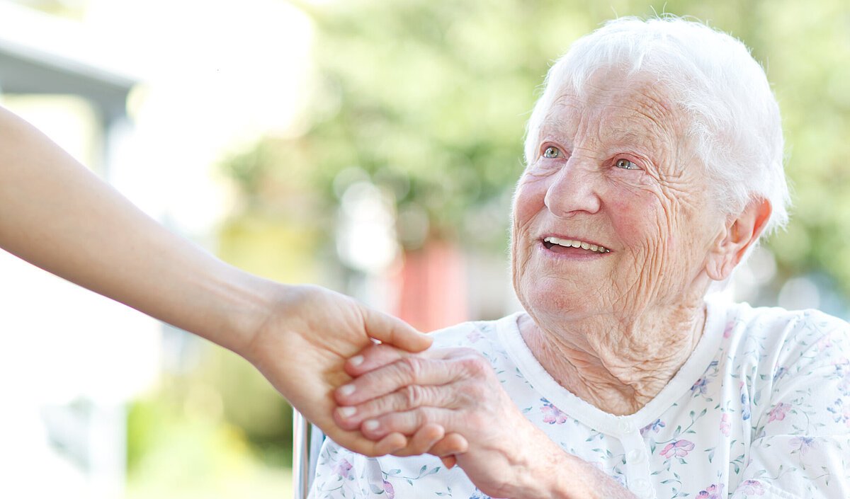 Bild einer älteren Dame