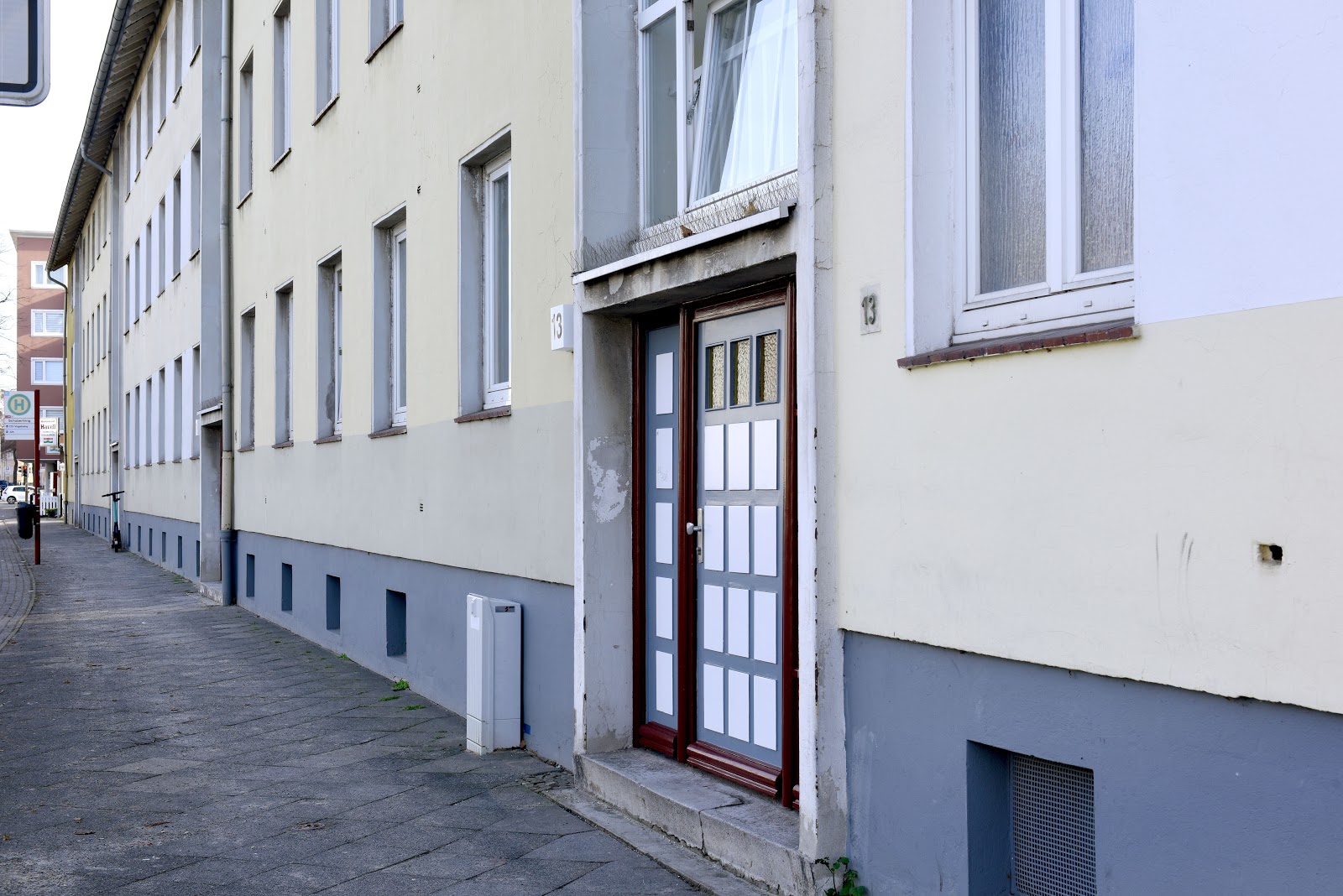 3-Zimmer-Wohnung in stadtnaher Lage // 1.OG rechts - Photo 2